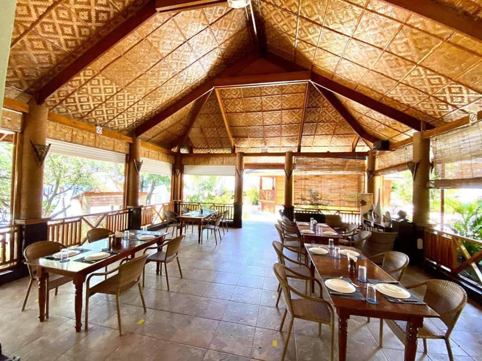 Magic Island Dive Resort Moalboal Kültér fotó