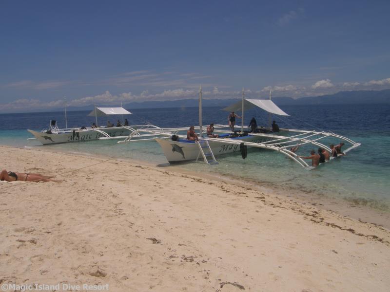 Magic Island Dive Resort Moalboal Kültér fotó